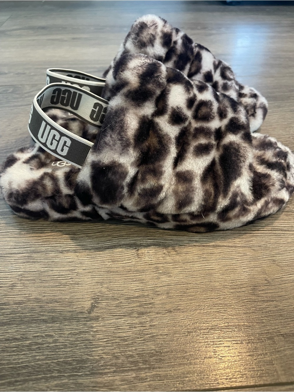 UGG Leopard-Pattern Fluff Slides in Black and White